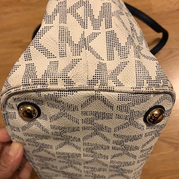 Michael Kors shoulder bag - Picture 7 of 16